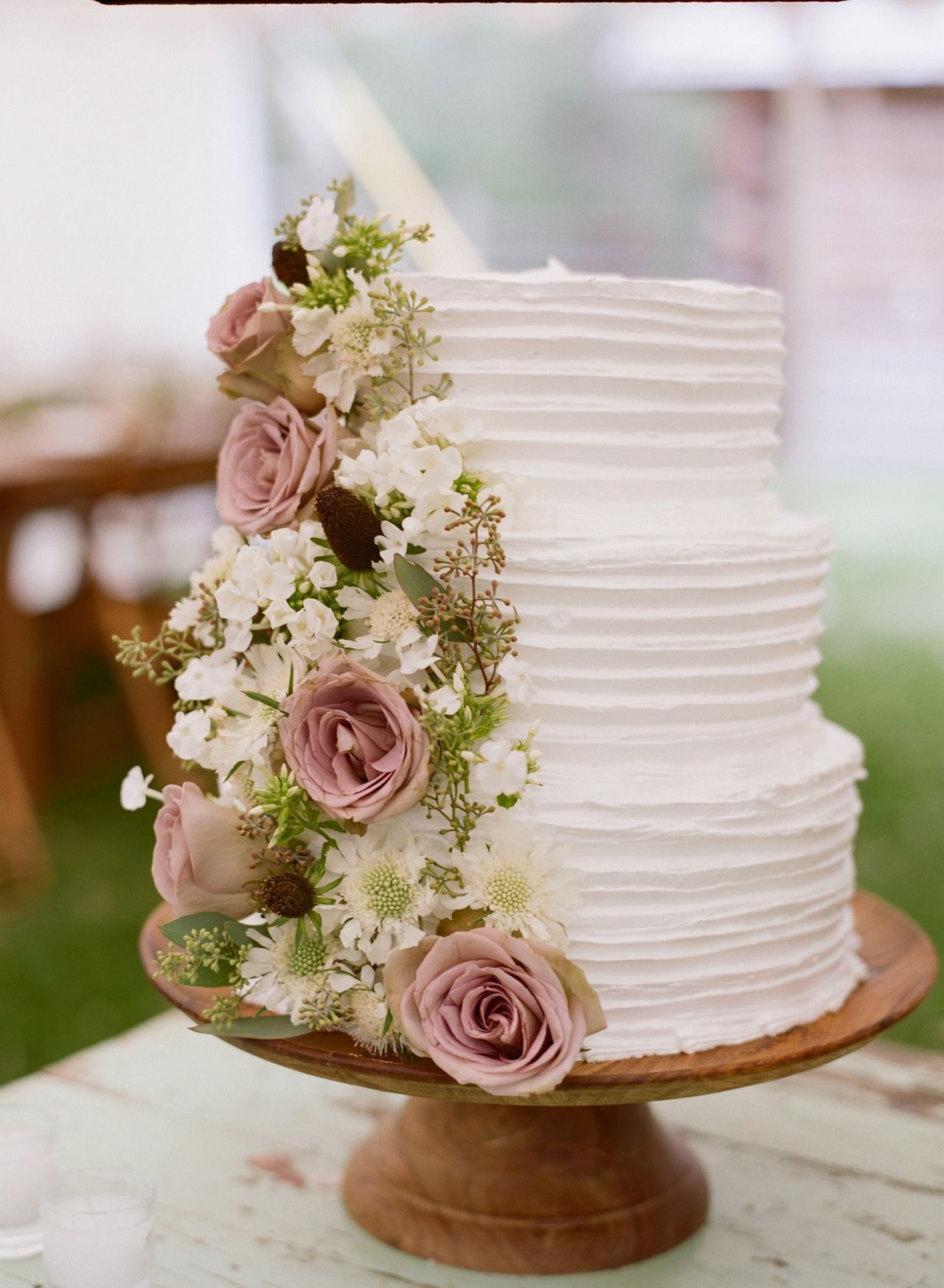 imgi_55_pretty-dusty-rose-wedding-cakes.jpg
